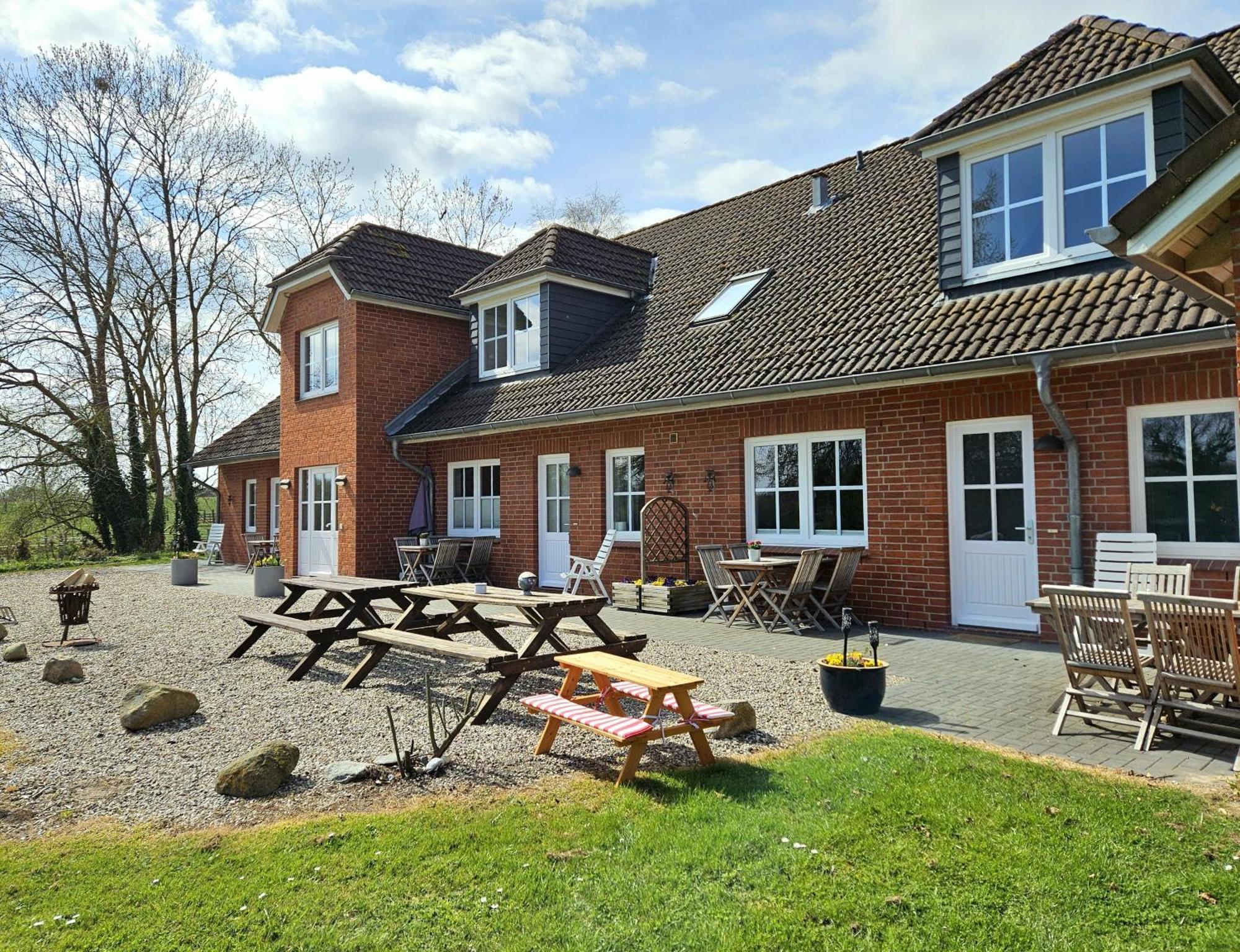 Ferienwohnung "Pappelhof - Whg 6" Grömitz Exterior foto